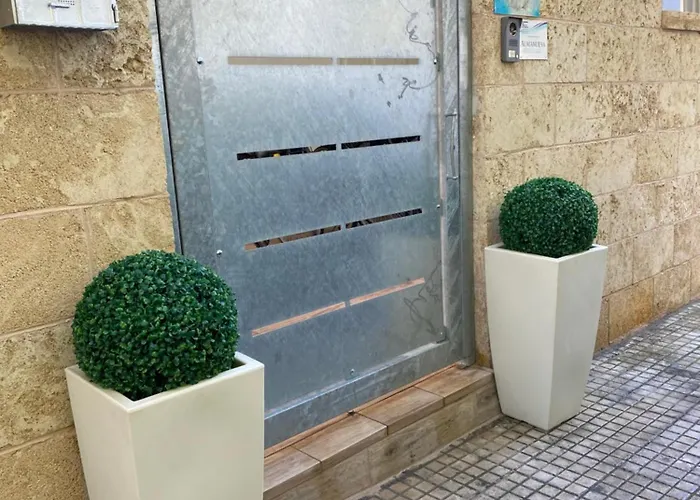 Almanueva פורטו צ'זראו